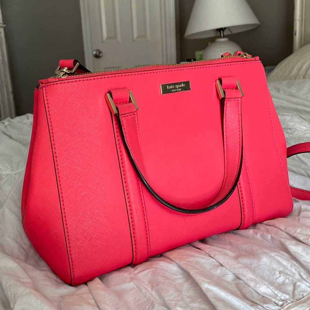 Kate Spade pink handbag with detachable shoulder strap - like new!